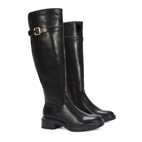 Knee-high leather boots, black chunky boots, black biker boots, Trendy fall boots, Comfortable knee-high boots for daily wear