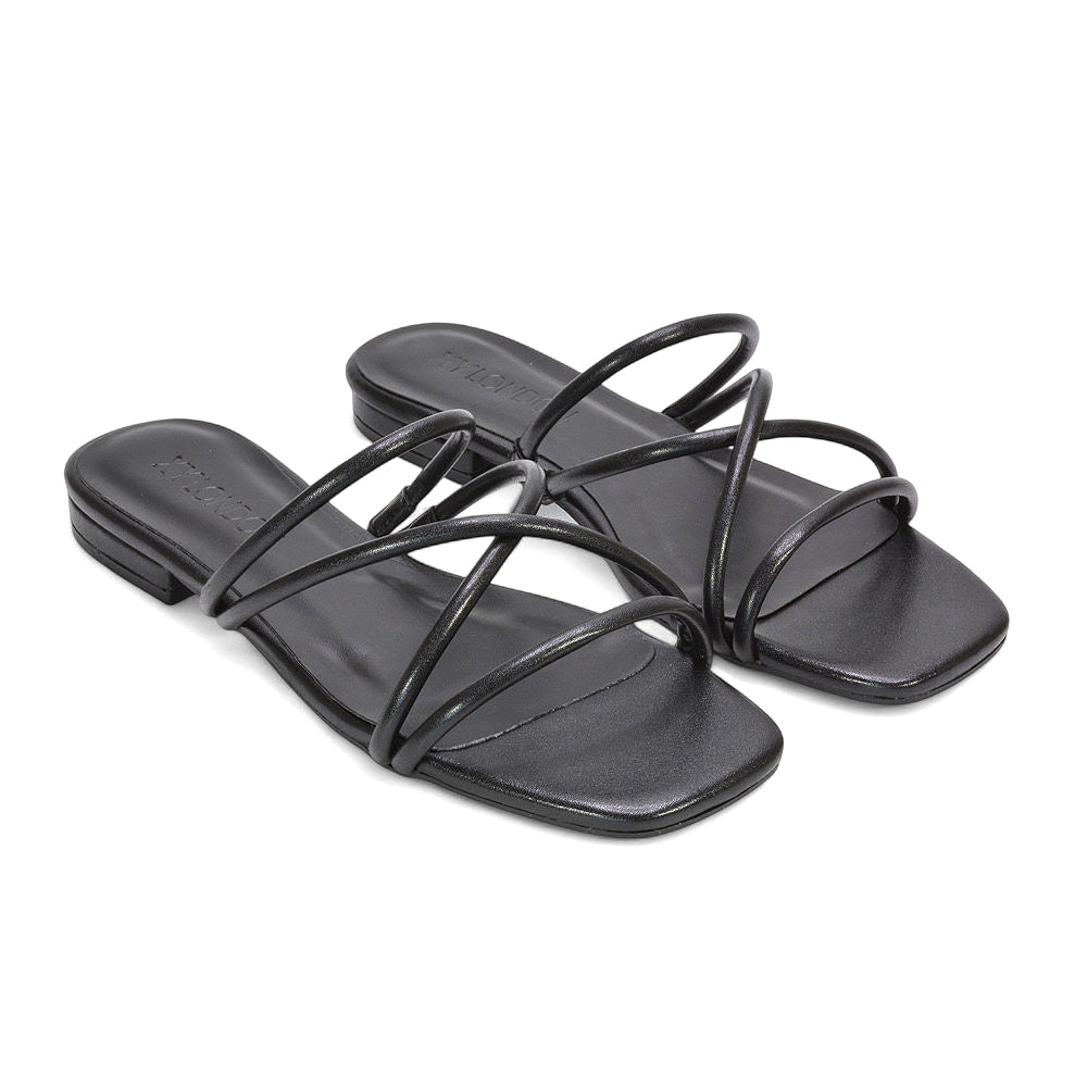 black holiday sandals, black crossover strap sandals, holiday sandals, crossover strap sandals, everyday strappy slides