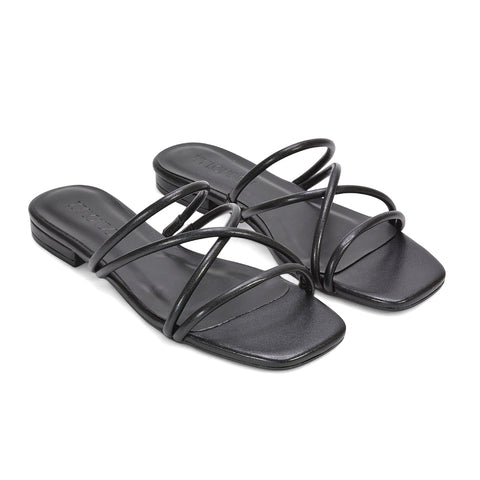 black holiday sandals, black crossover strap sandals, holiday sandals, crossover strap sandals, everyday strappy slides