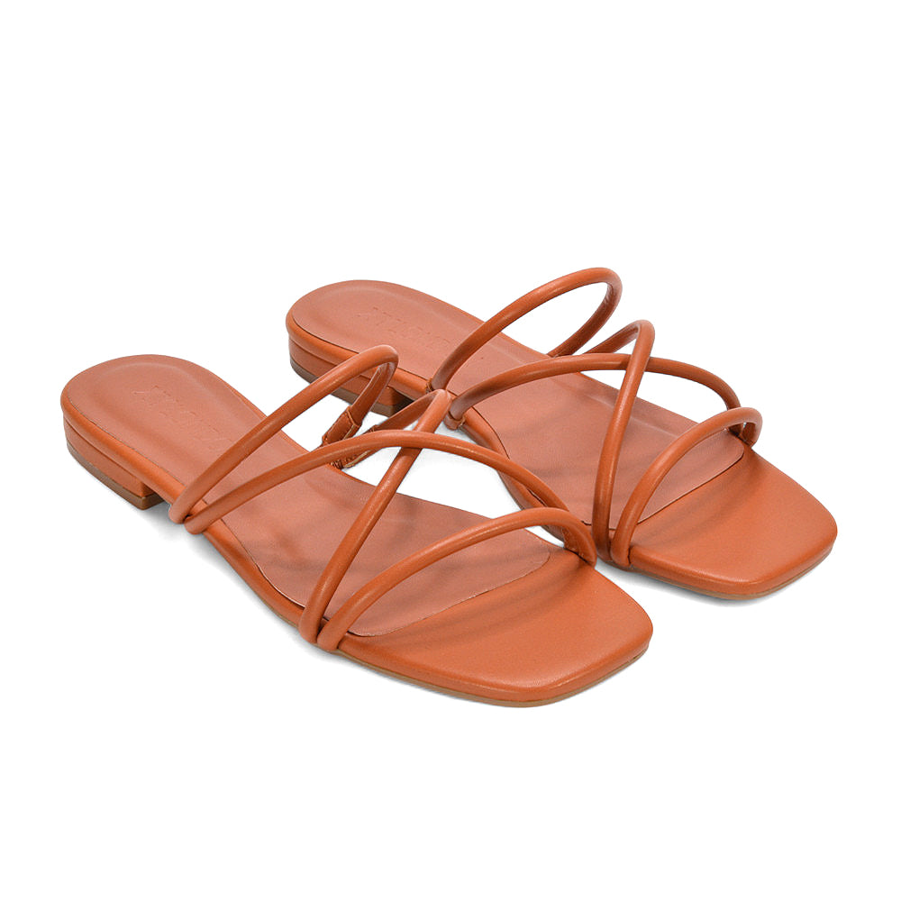 tan holiday sandals, tan crossover strap sandals, holiday sandals, crossover strap sandals, summer sandals for beach or casual wear