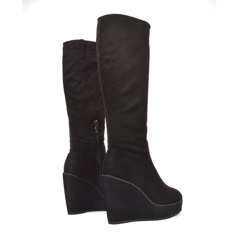 black knee high wedge boots for winter outfits