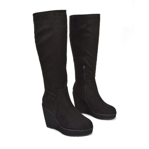 black knee high wedge boots for winter outfits