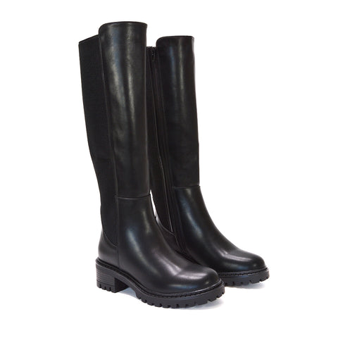 black boots for women, womens black boots, boots for women, womens boots, Transitional boots for autumn, Stylish black boots for daily wear