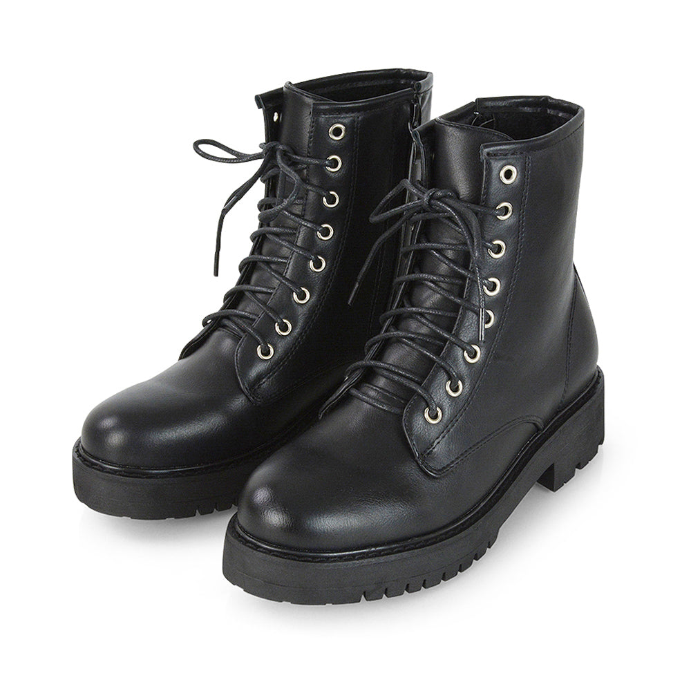 black patent | XY London | zip up black boots,womens black boots,ladies ankle boots,lace up boots,black patent boots