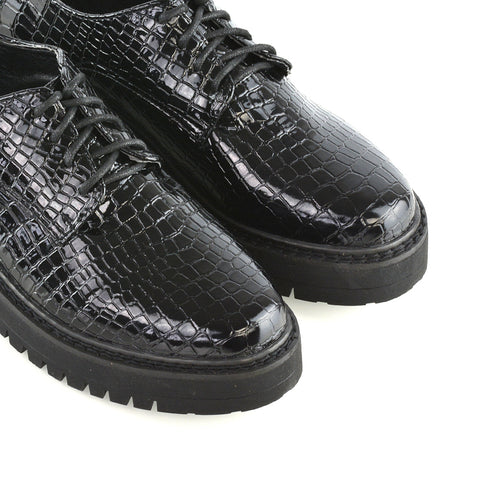 black croc | XY London | chunky sole brogues ,girls school shoes in black ,womens work shoes ,chunky shoes in black croc