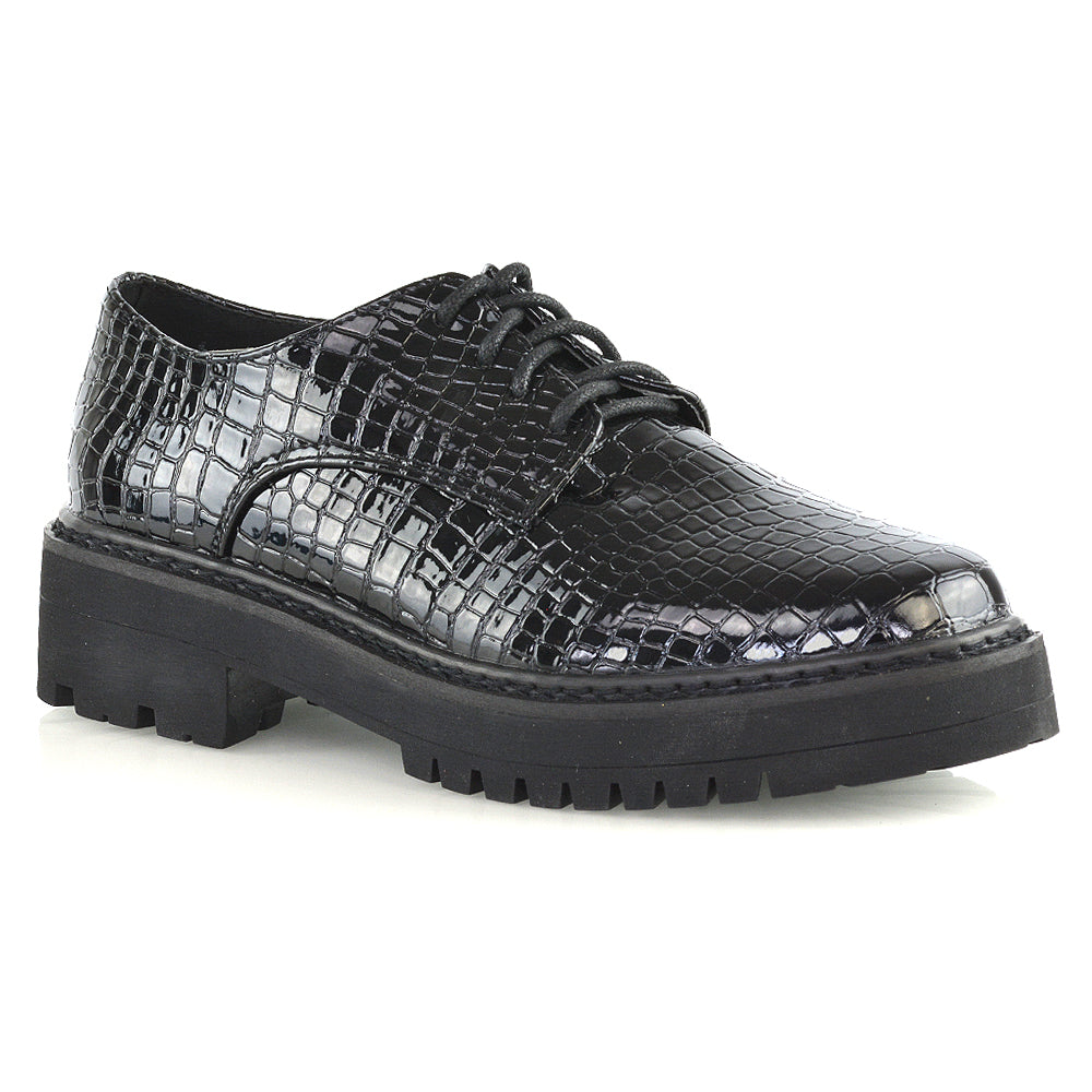 black patent | XY London | womens pumps,chunky sole shoes,lace up brogues ,school shoes in black patent