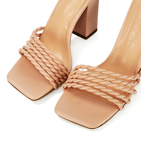 Nude UK 7 | EU 40 | US 9 | XY London