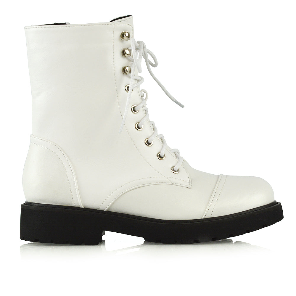 White UK 4 | EU 37 | US 6 | XY London