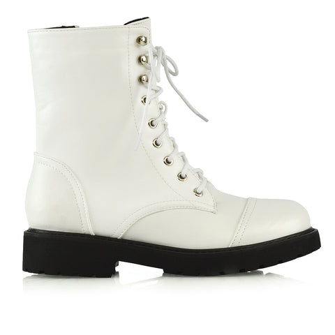 White UK 4 | EU 37 | US 6 | XY London