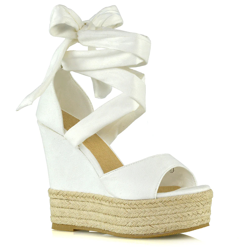 White UK 6 | EU 39 | US 8 | XY London