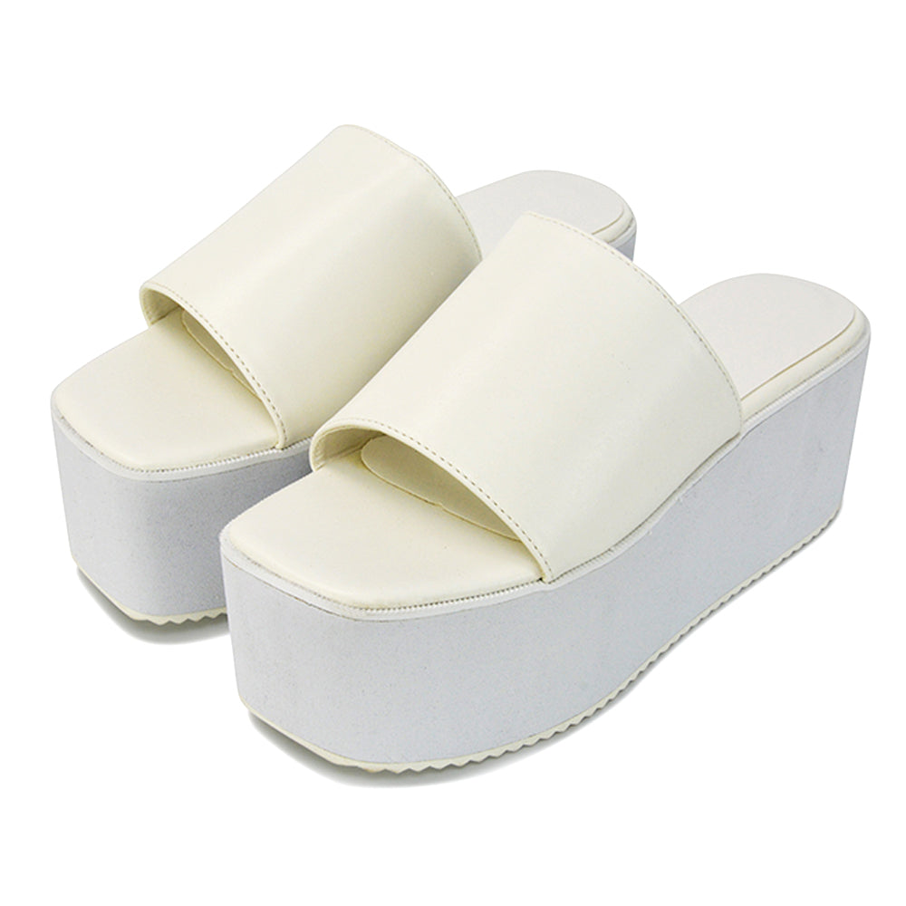 White UK 6 | EU 39 | US 8 | XY London