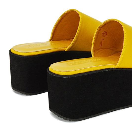 Black Synthetic leather| XY London | Black Sandals,Black Flatforms,Black Flatform Sandals,Black Platforms,Black Slides