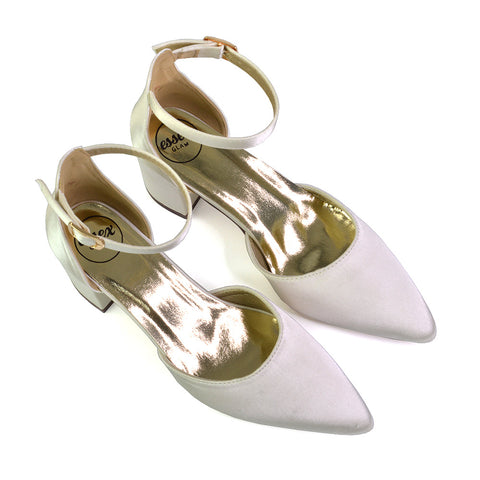 Ivory UK 4 | EU 37 | US 6 | XY London