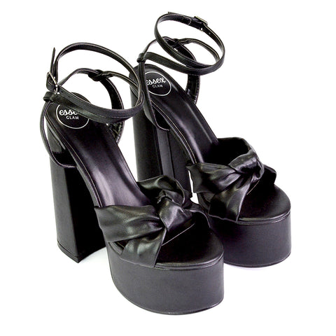 Black UK 3 | EU 36 | US 5 | XY London