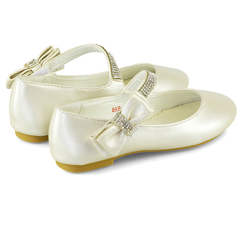 Ivory UK 10 | EU 28 | US 11 | XY London