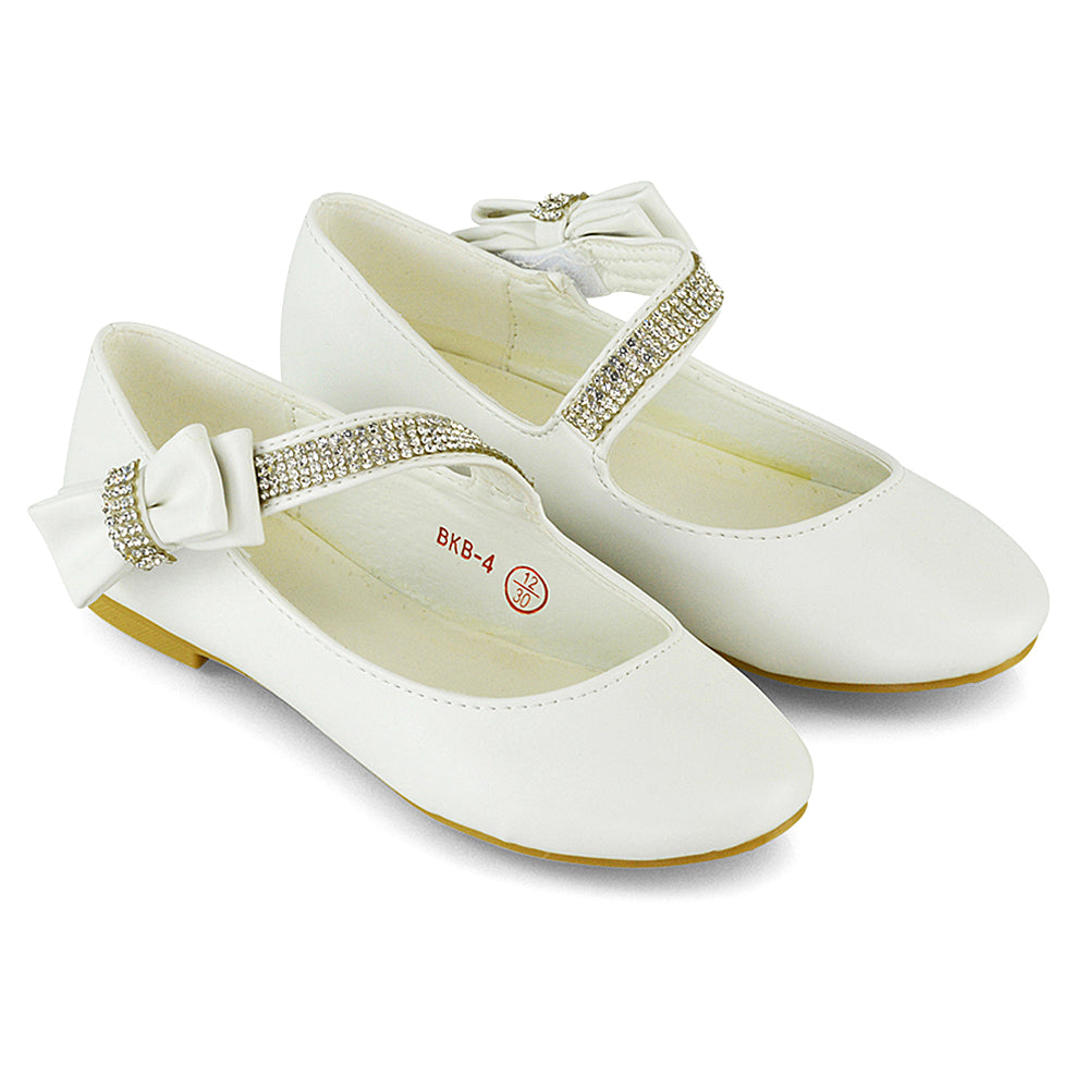 White UK 1 | EU 33 | US 2 | XY London
