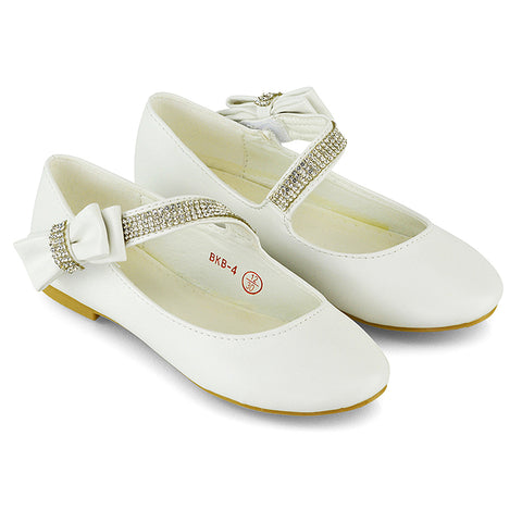White UK 1 | EU 33 | US 2 | XY London