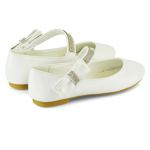 Pink | XY London | diamante detail girls shoes,little girls pink school disco shoes,kids pink ballerina shoes ,pink pumps
