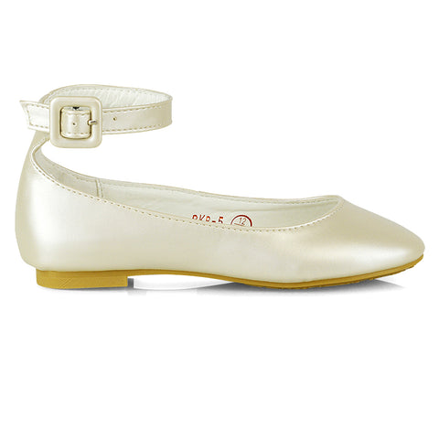 Ivory UK 1 | EU 33 | US 2 | XY London