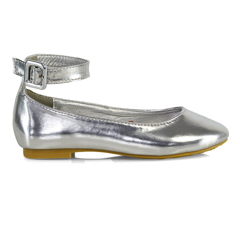 Silver UK 11 | EU 29 | US 12 | XY London