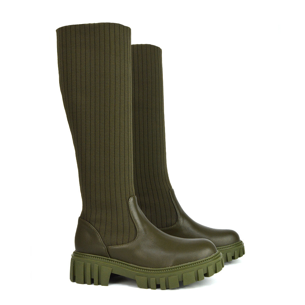 Khaki UK 8 | EU 41 | US 10 | XY London