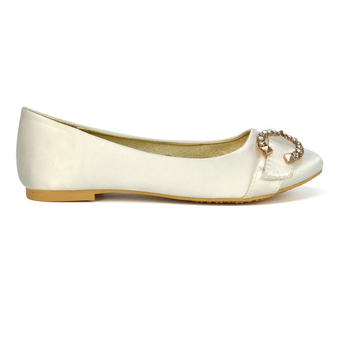 Ivory UK 5 | EU 38 | US 7 | XY London