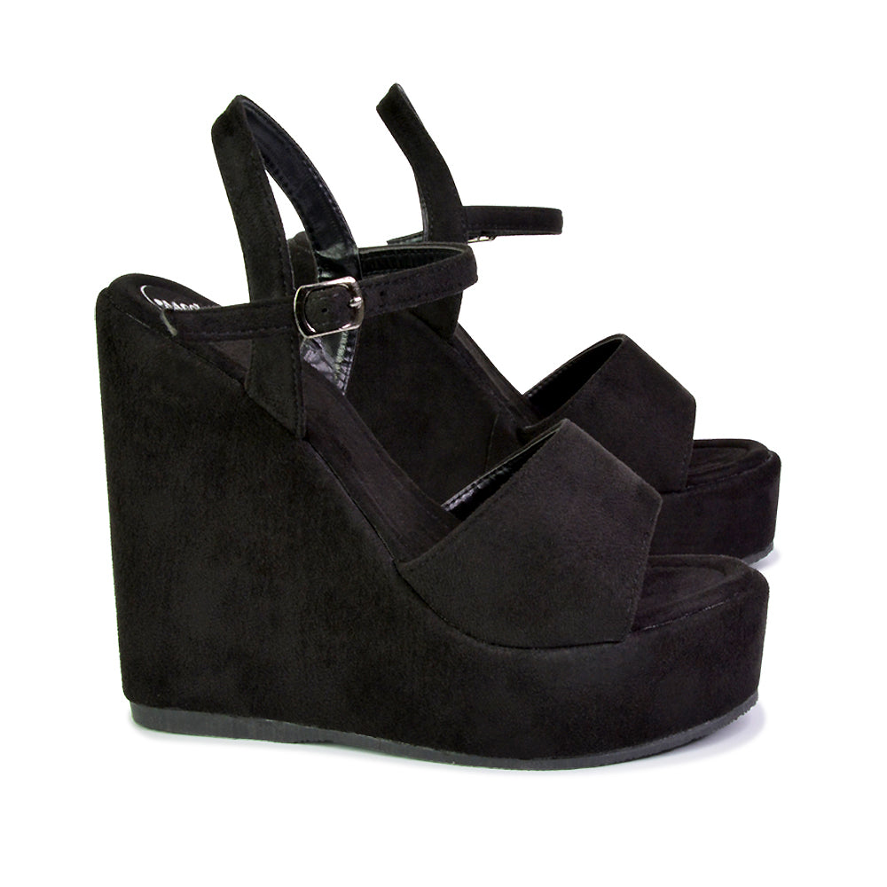 Black UK 3 | EU 36 | US 5 | XY London