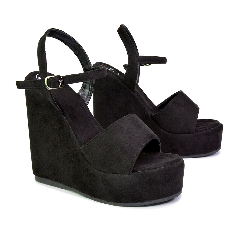 Black UK 3 | EU 36 | US 5 | XY London
