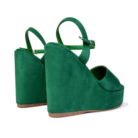 Green UK 6 | EU 39 | US 8 | XY London