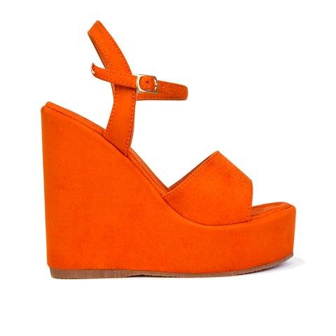 Orange UK 3 | EU 36 | US 5 | XY London