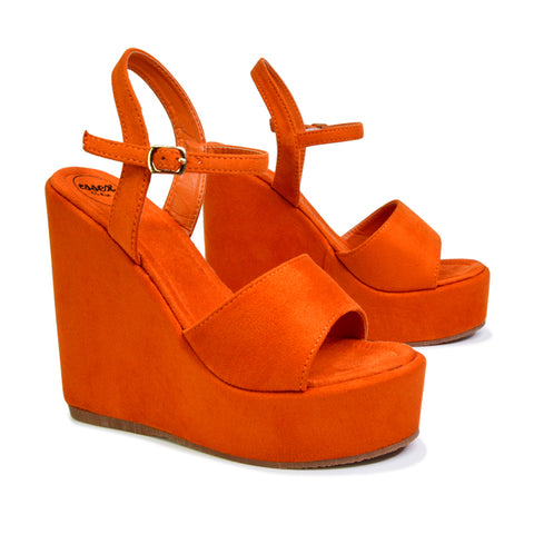 Orange UK 6 | EU 39 | US 8 | XY London