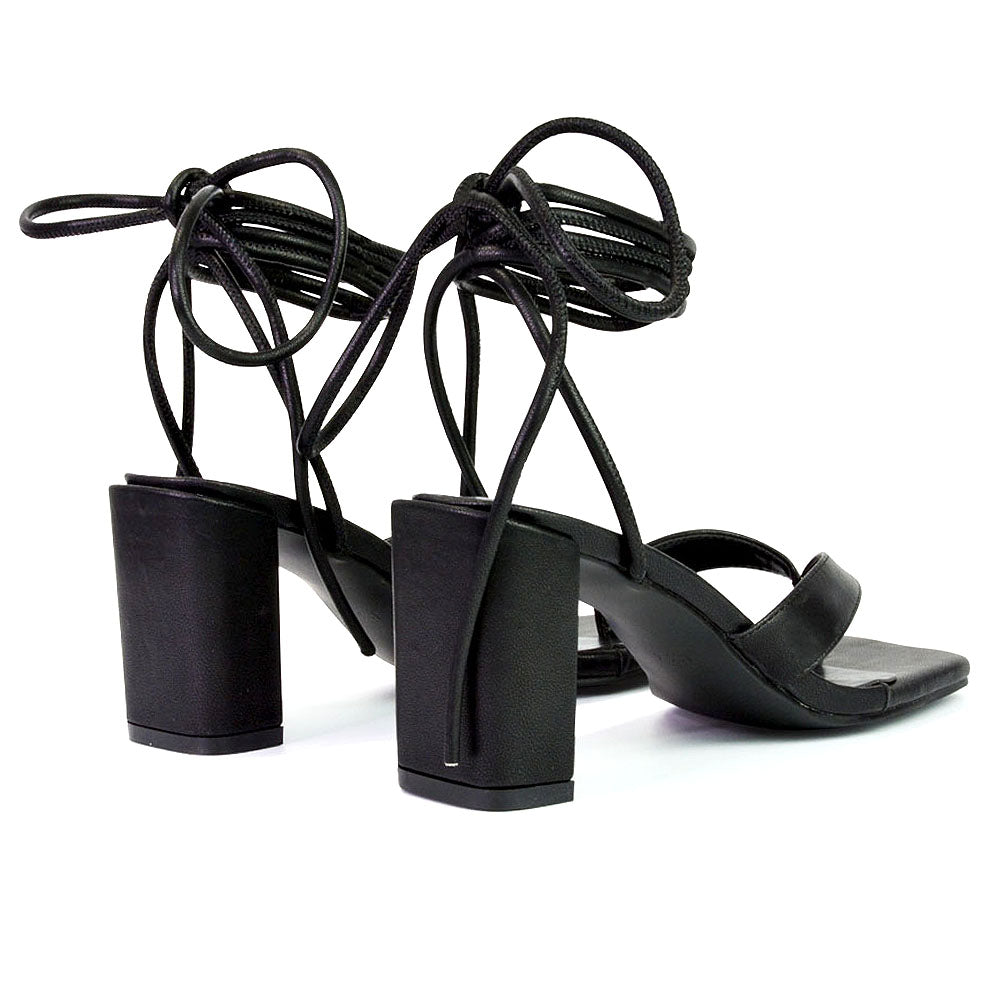 Black UK 6 | EU 39 | US 8 | XY London