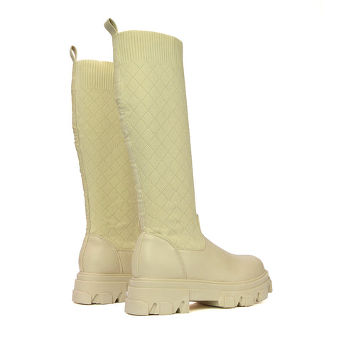 Nude UK 7 | EU 40 | US 9 | XY London