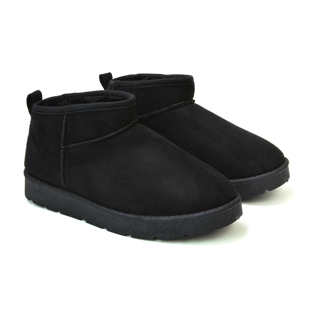 Black UK 4 | EU 37 | US 6 | XY London