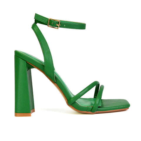 Green UK 6 | EU 39 | US 8 | XY London