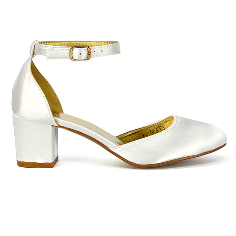 Ivory UK 3 | EU 36 | US 5 | XY London