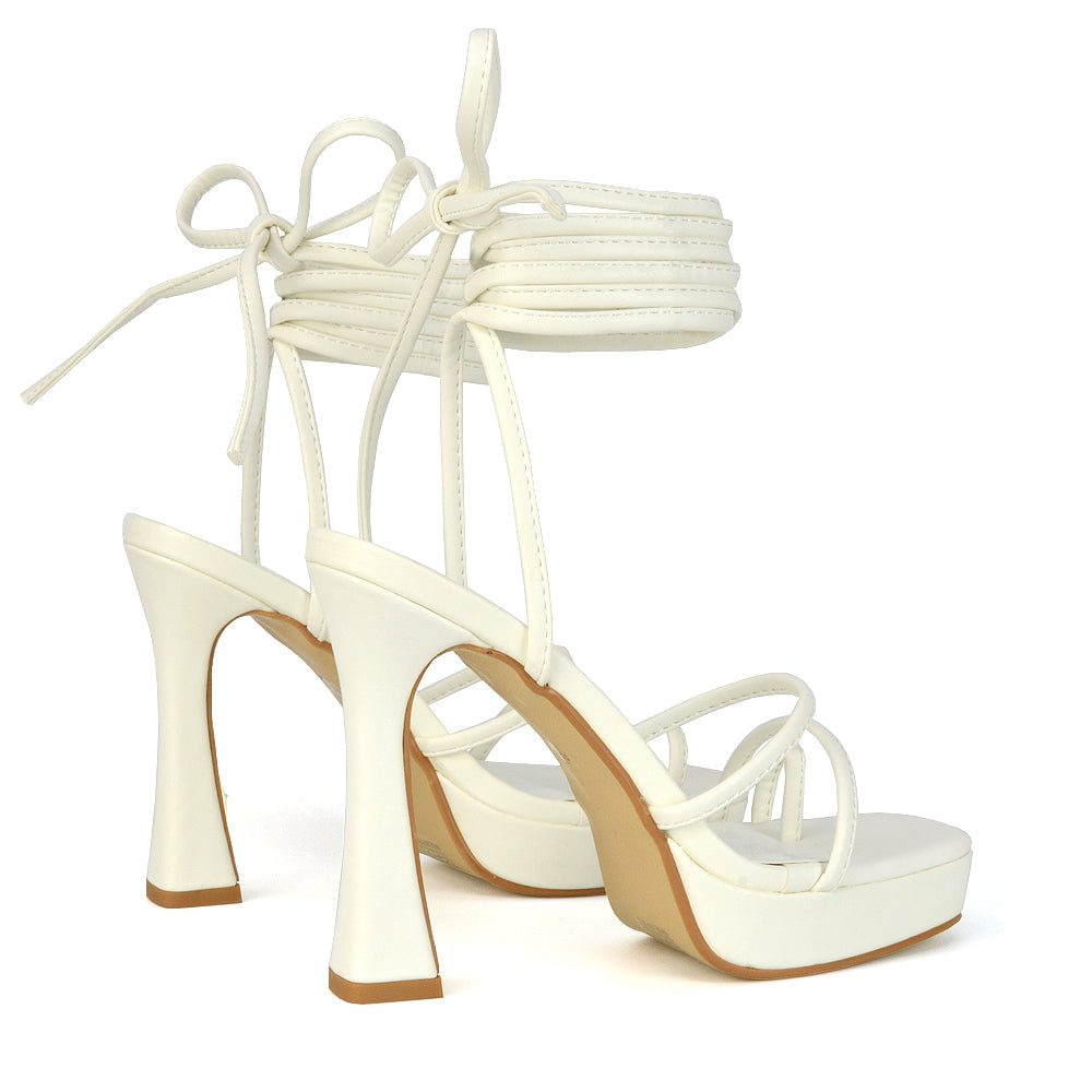 White UK 3 | EU 36 | US 5 | XY London