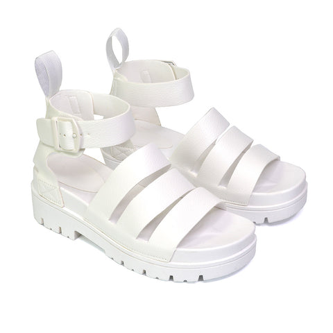 White UK 4 | EU 37 | US 6 | XY London