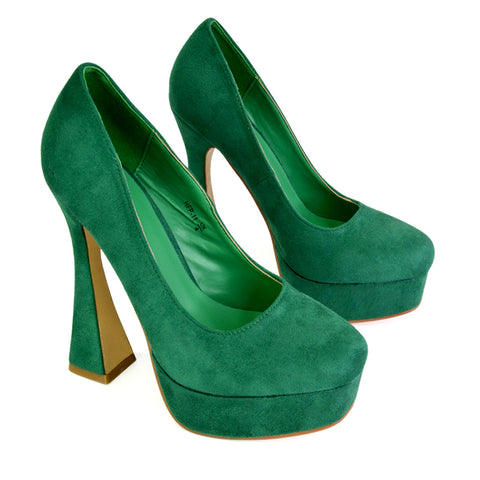 Green UK 3 | EU 36 | US 5 | XY London