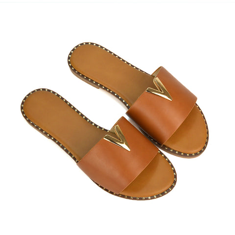 Brown UK 3 | EU 36 | US 5 | XY London