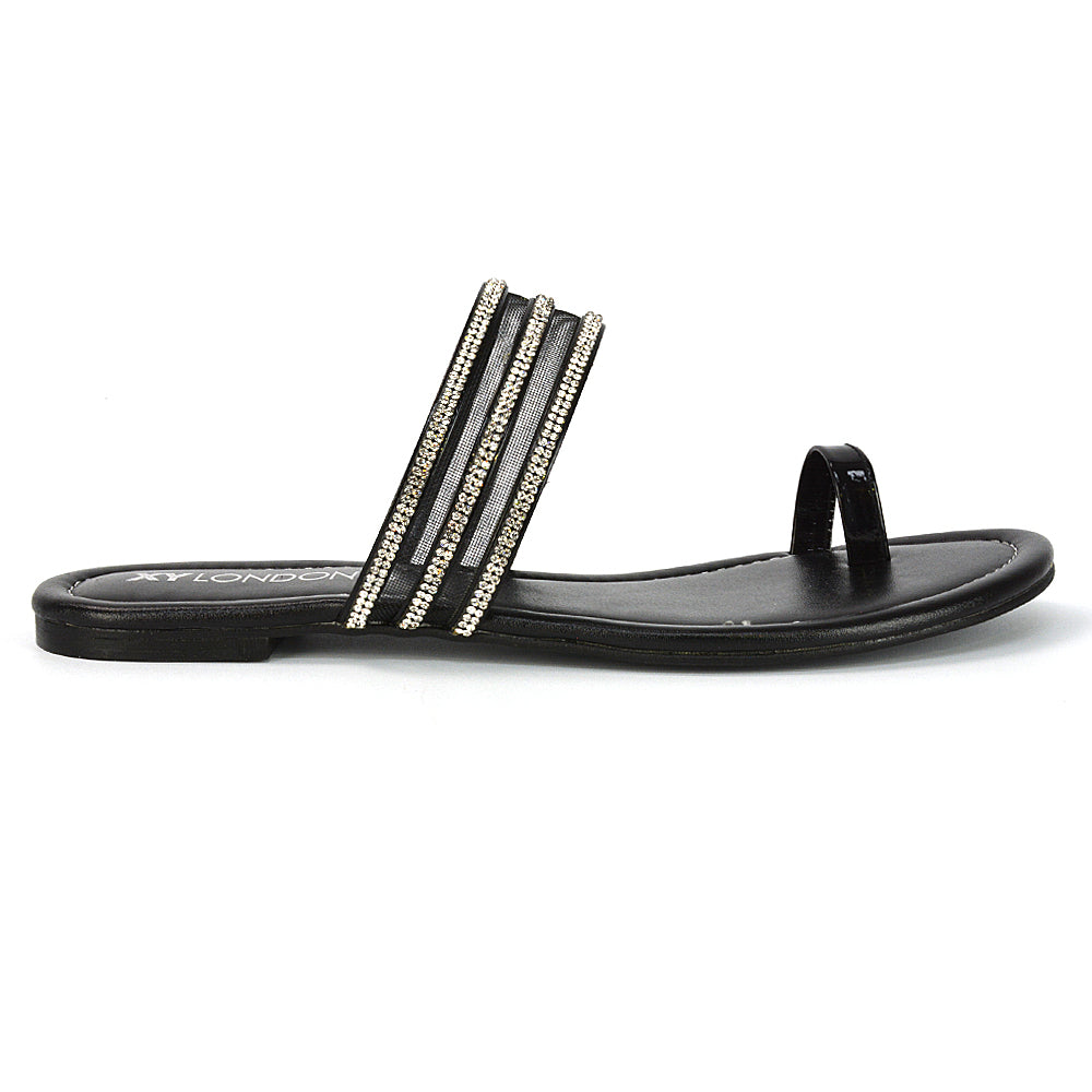 Black UK 6 | EU 39 | US 8 | XY London