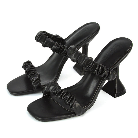 Black UK 3 | EU 36 | US 5 | XY London