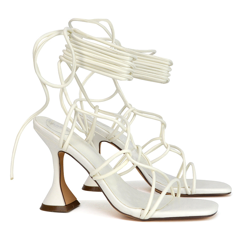 White UK 3 | EU 36 | US 5 | XY London