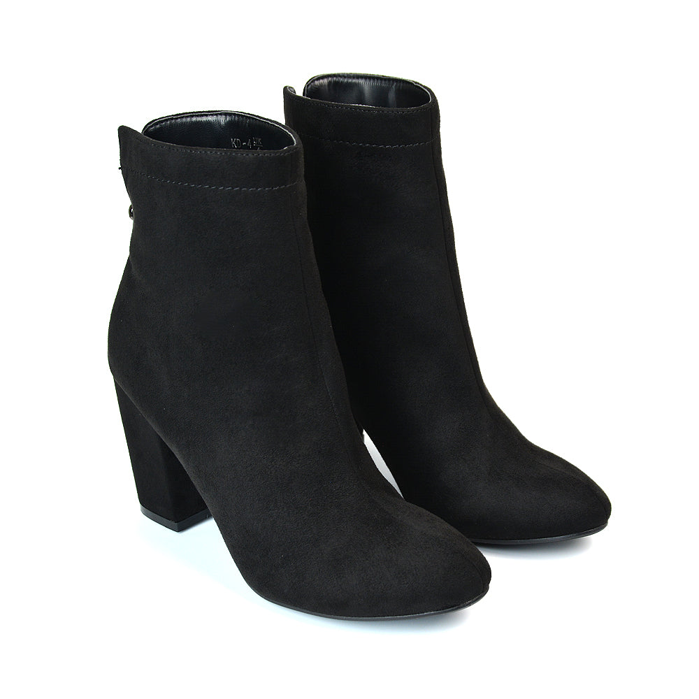 Black UK 6 | EU 39 | US 8 | XY London