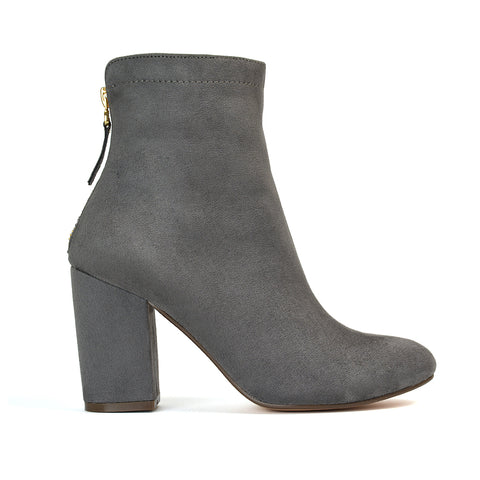 Grey UK 6 | EU 39 | US 8 | XY London