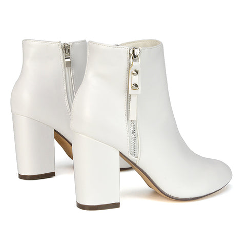 White UK 3 | EU 36 | US 5 | XY London