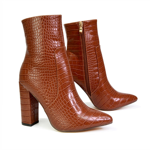 Brown UK 6 | EU 39 | US 8 | XY London