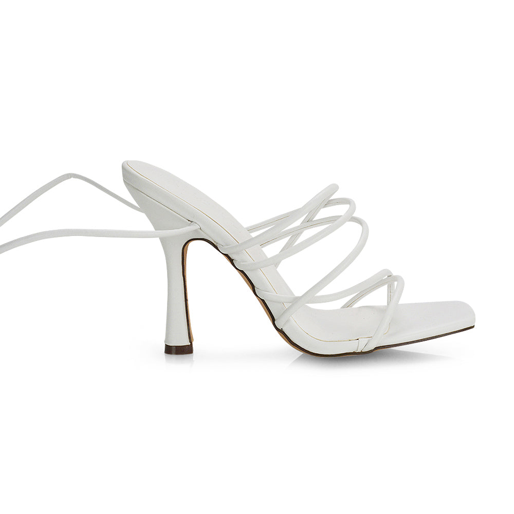 White UK 4 | EU 37 | US 6 | XY London