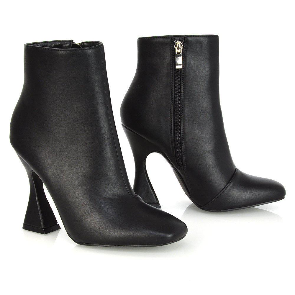 Black Synthetic Leather UK 8 | EU 41 | US 10 | XY London