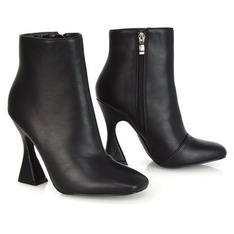 Black Synthetic Leather UK 8 | EU 41 | US 10 | XY London